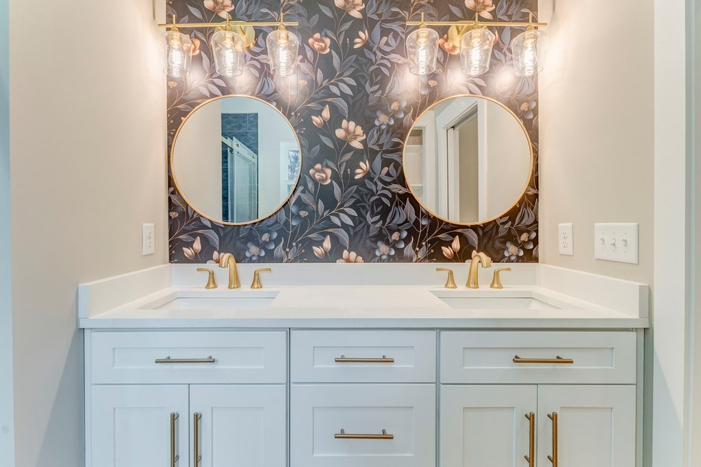 79 Logan Lane Ellijay, GA 30540 - Photo 16 of 56 a bathroom with a sink and a mirror