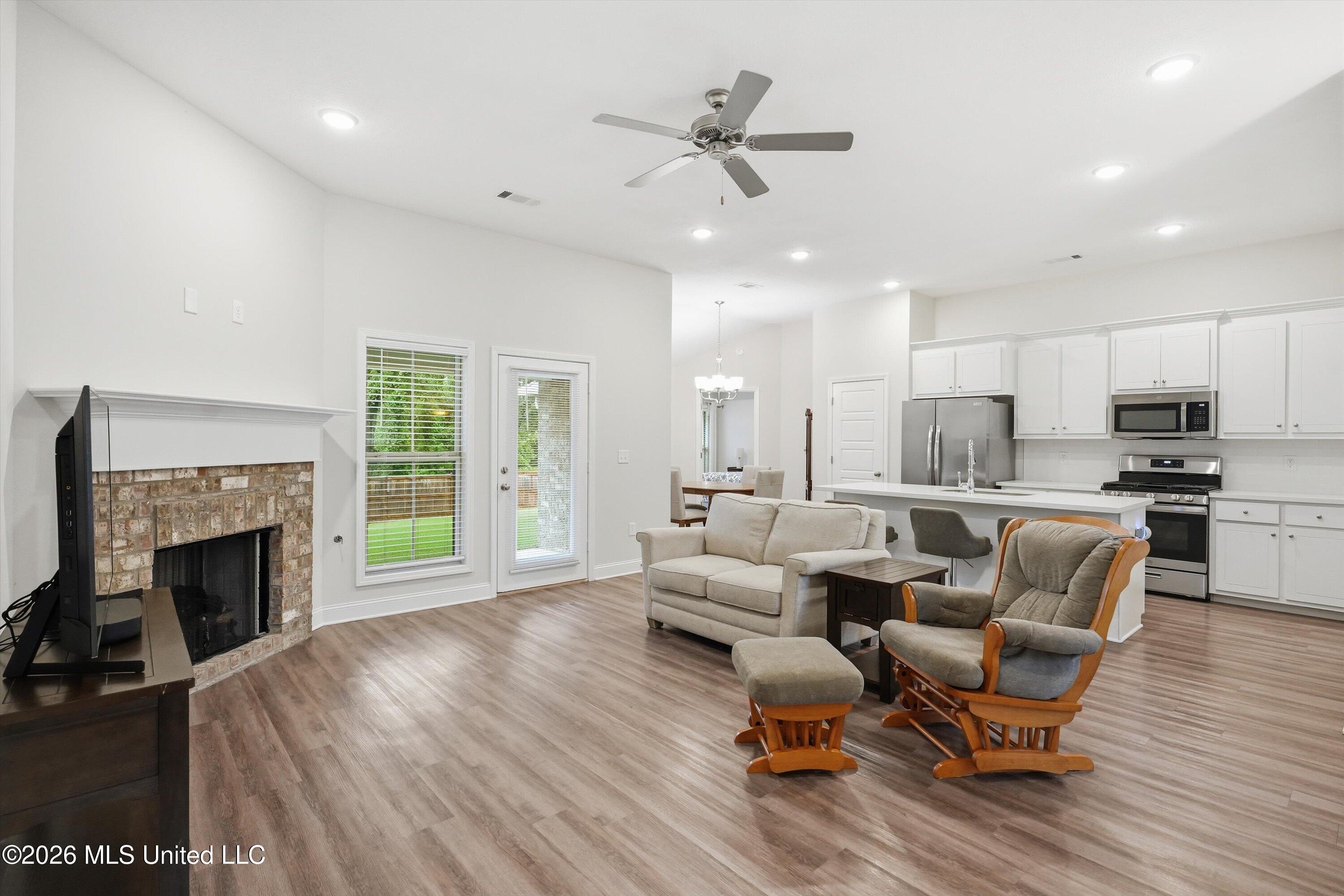 713 Tower Rdg Cove Pearl, MS 39208 - Photo 2 of 28 04-713_Tower_Ridge_Cv_004