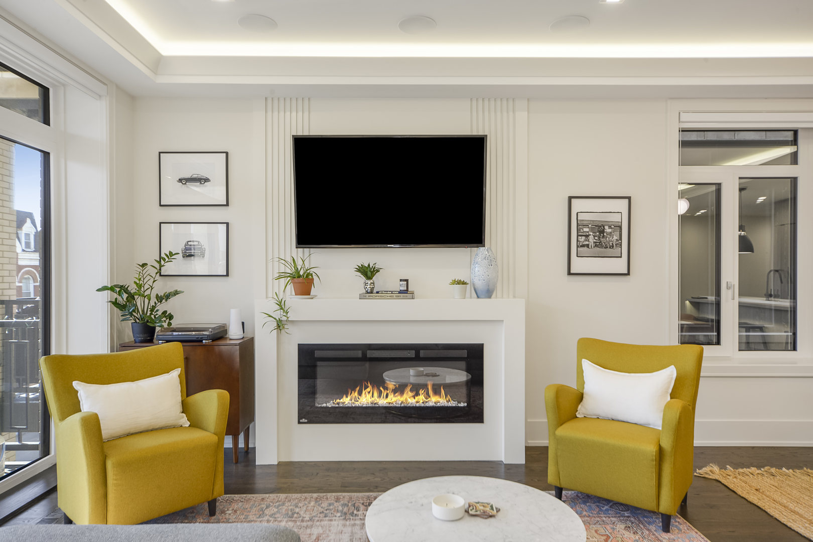 1346 West Walton Street, Unit 2W Chicago, IL 60642 - Photo 4 of 19
