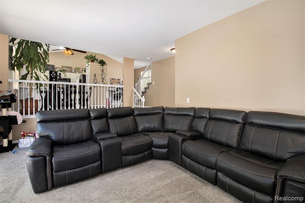 54 Eagle Ridge Road Lake Orion, MI 48360 - Photo 15 of 33