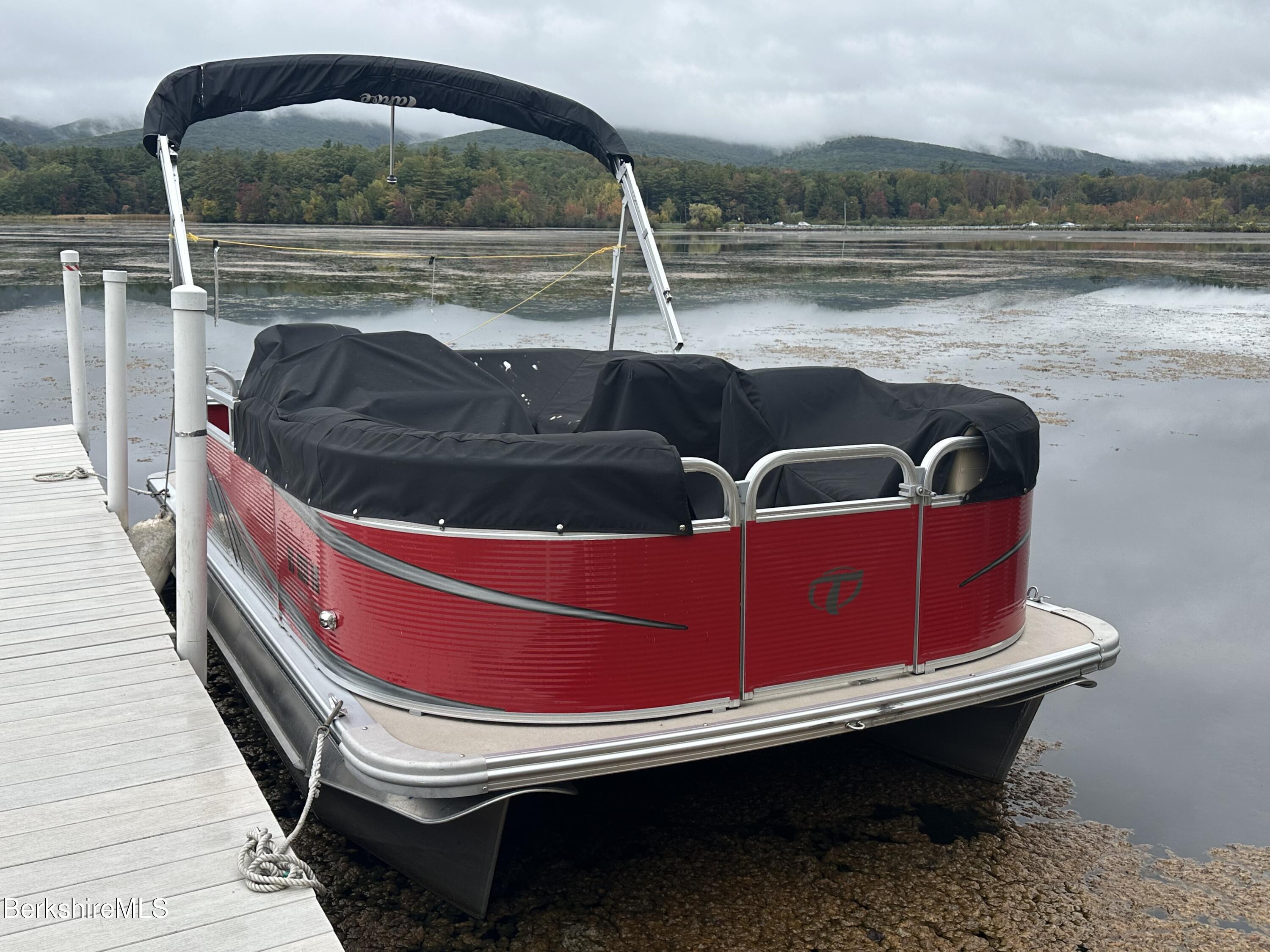 561 Pecks Road Pittsfield, MA 01201 - Photo 32 of 32 Pontoon Boat