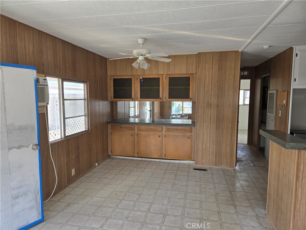 1700 State, Unit 56 Hemet, CA 92543 - Photo 7 of 10