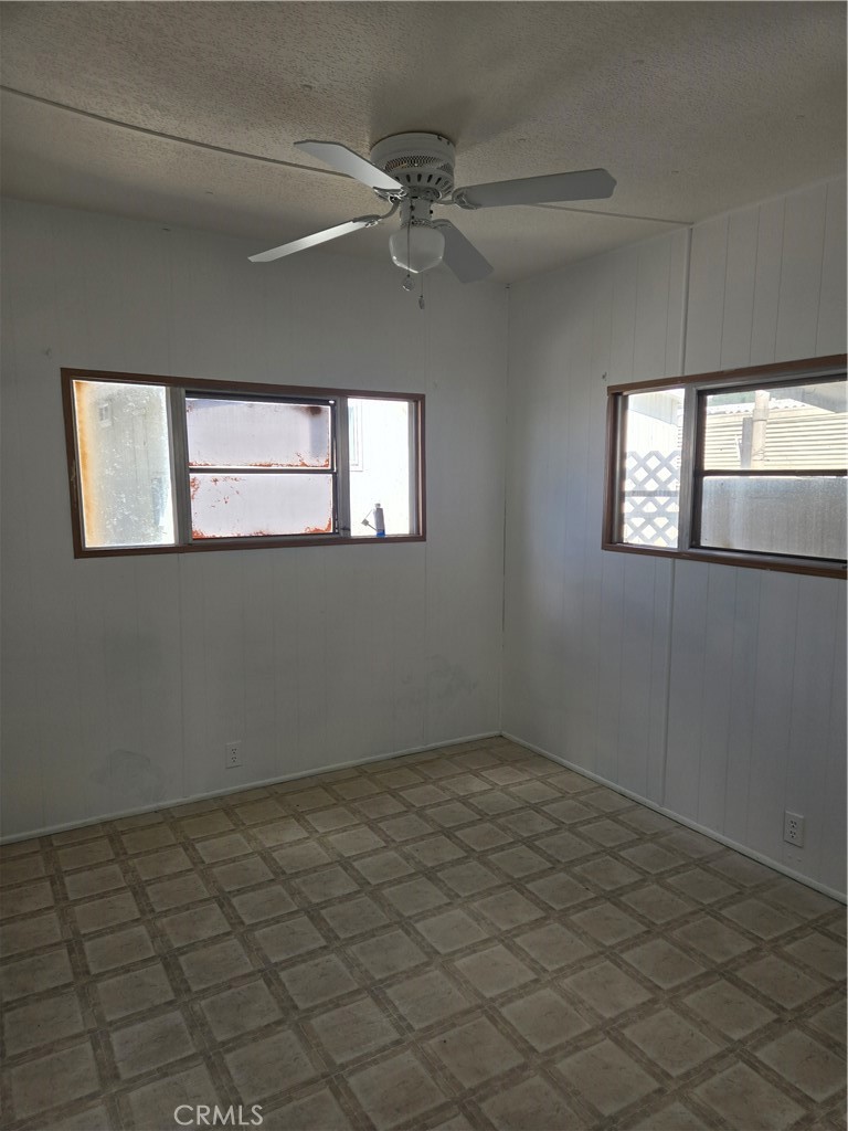 1700 State, Unit 56 Hemet, CA 92543 - Photo 10 of 10 an empty room with windows