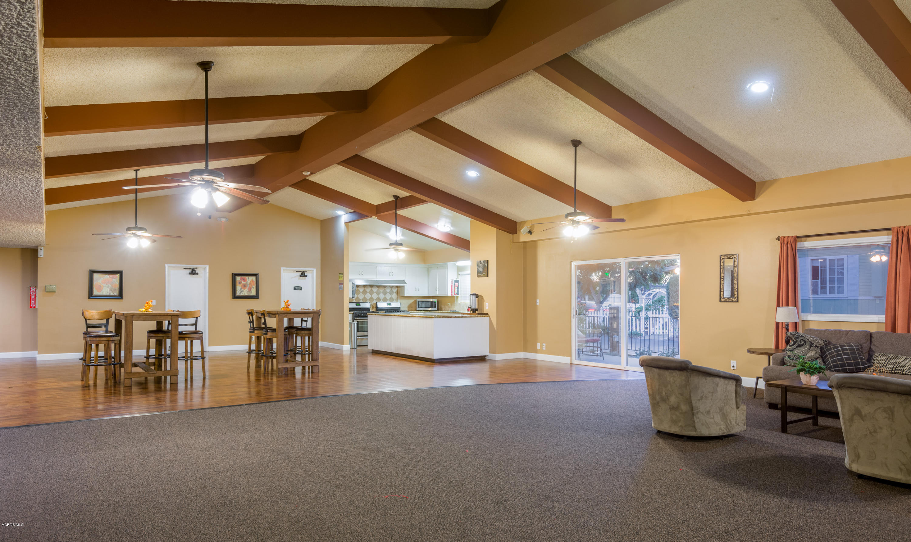 2400 East Pleasant Valley Road, Unit 92 Oxnard, CA 93033 - Photo 21 of 24 021_21-Clubhouse