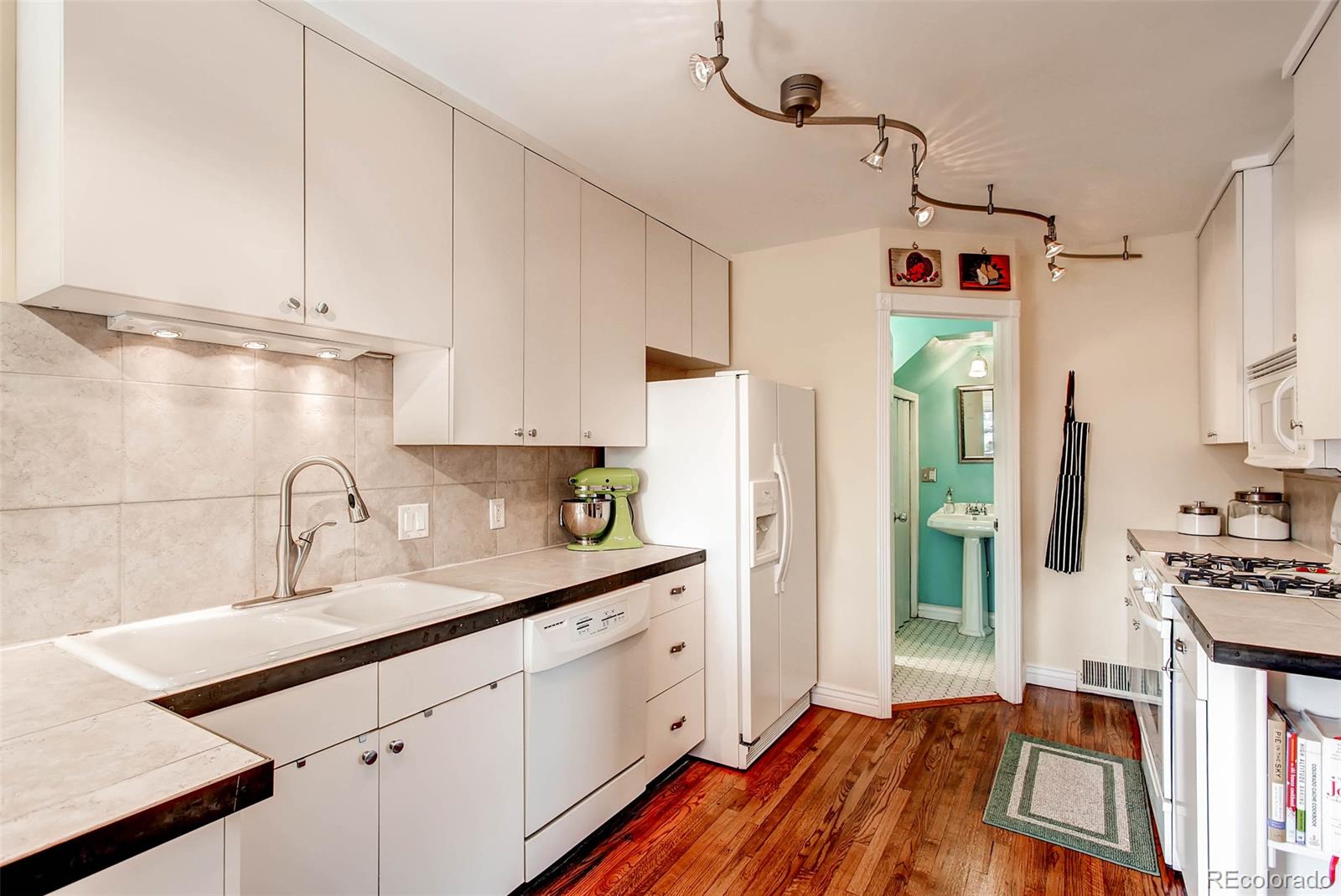 226 West 3rd Avenue Denver, CO 80223 - Photo 14 of 28