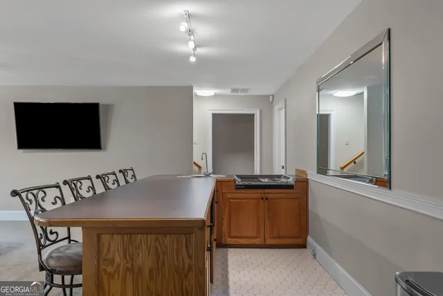 $999,557 | 201 Hickory Hill Lane, Martin, GA 30557