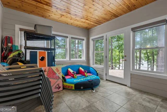 $999,557 | 201 Hickory Hill Lane, Martin, GA 30557