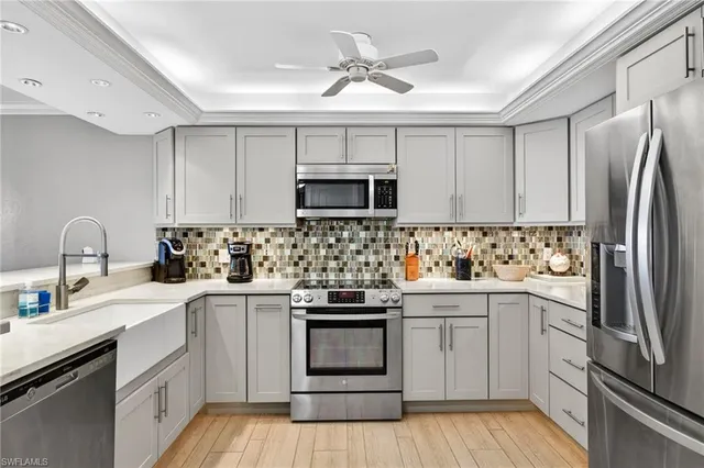 $829,000 | 25870 Hickory Boulevard, Unit 305, Bonita Springs, FL 34134