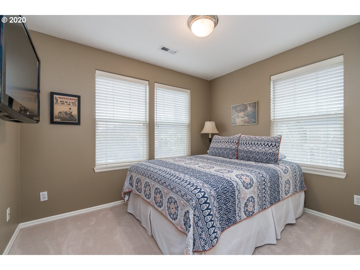 11663 Southwest Auklet Loop Beaverton, OR 97007 - Photo 11 of 25 Gallery Image 11
