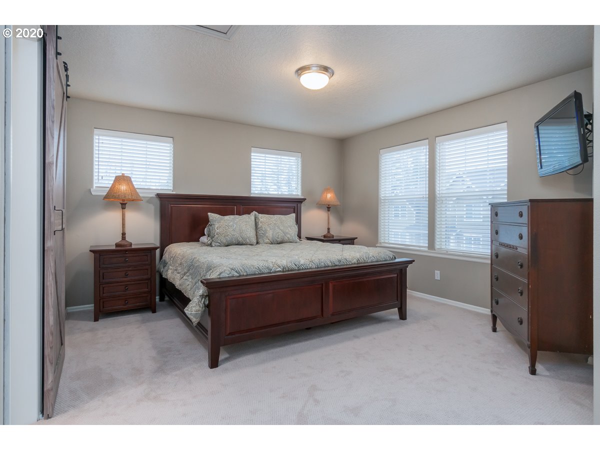 11663 Southwest Auklet Loop Beaverton, OR 97007 - Photo 13 of 25 Gallery Image 13