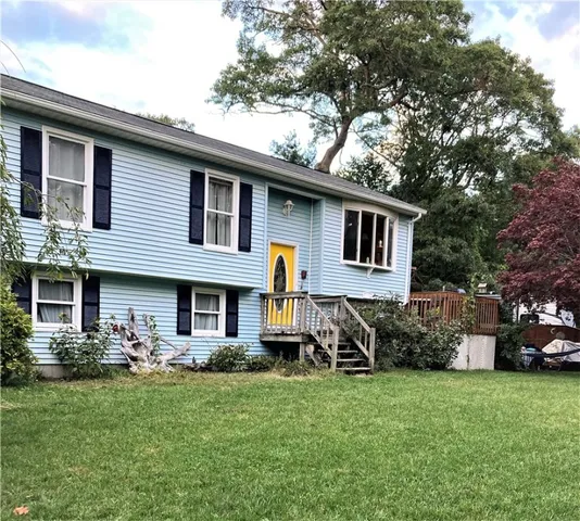 $575,000 | 12 Mautucket Road, South Kingstown, RI 02879