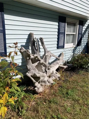 $575,000 | 12 Mautucket Road, South Kingstown, RI 02879