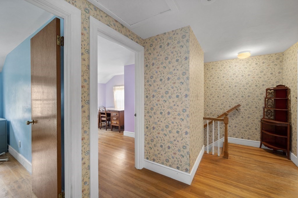 8 Surrey Road Salem, MA 01970 - Photo 23 of 31