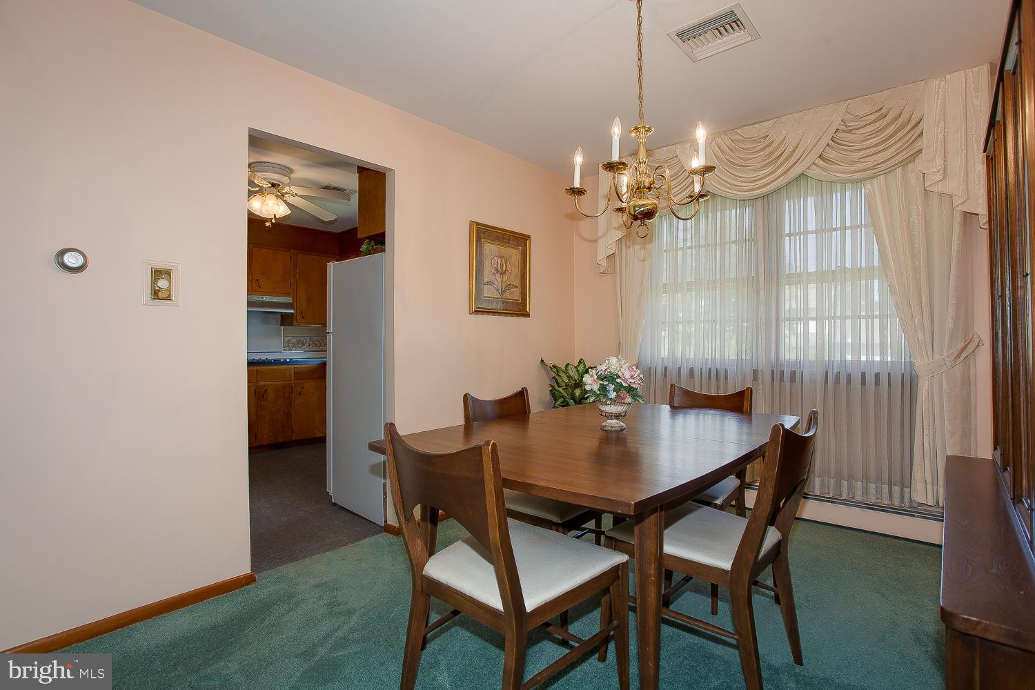4608 Surrey Road Harrisburg, PA 17109 - Photo 8 of 25 Gallery Image 8