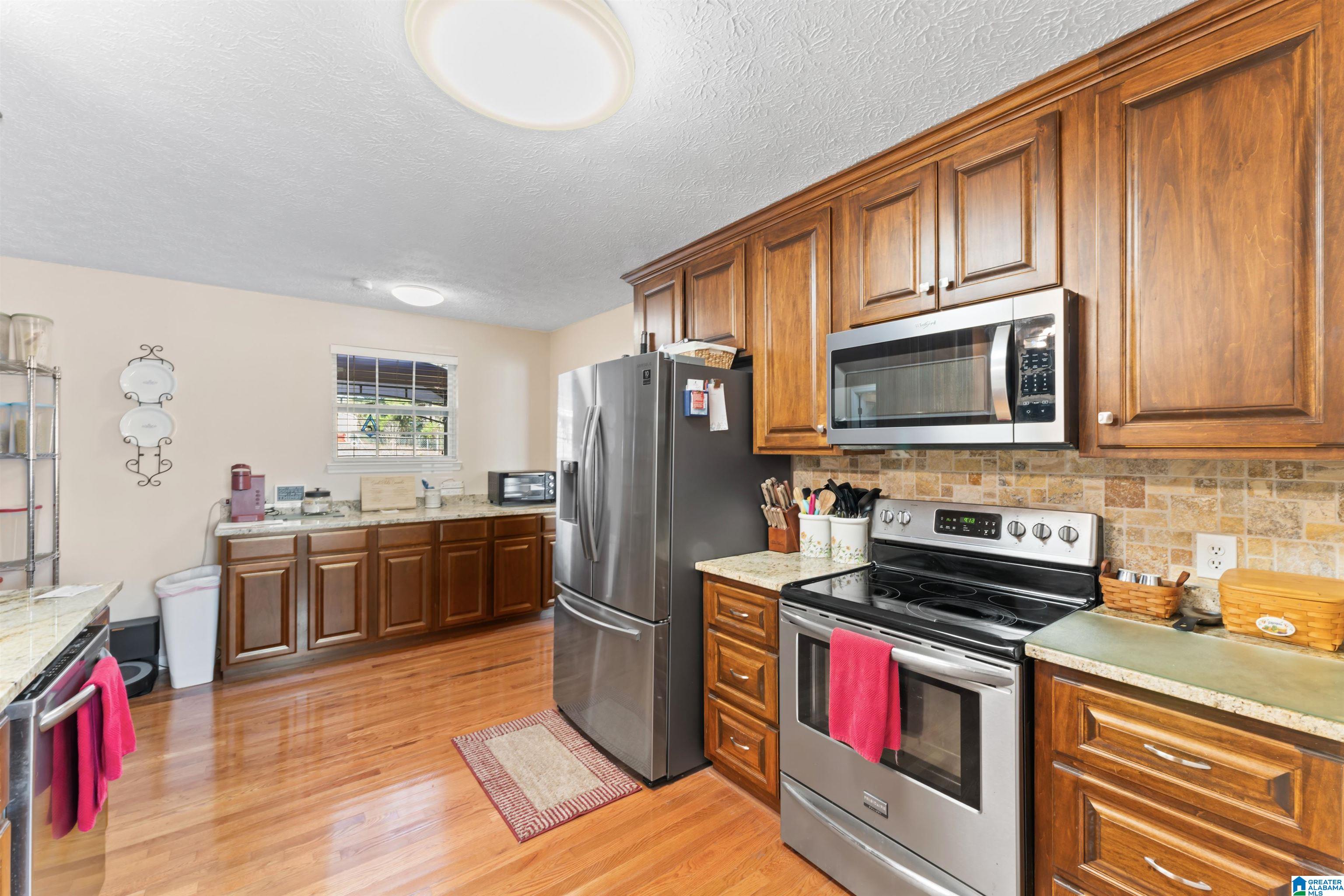 1847 Pleasant Ridge Drive Sylacauga, AL 35150 - Photo 17 of 36 Gallery Image 17