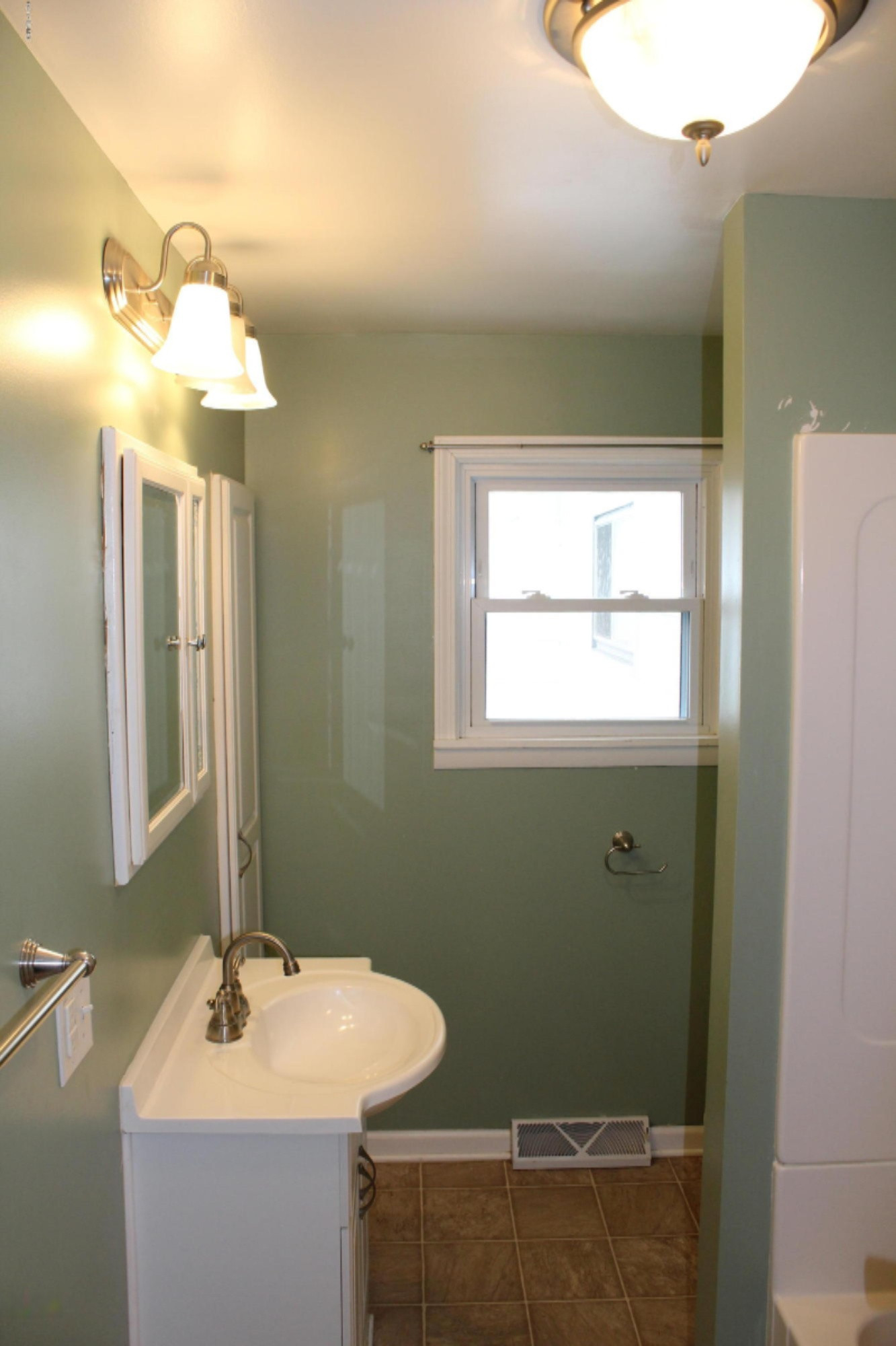 272 South Brooks Road Muskegon, MI 49442 - Photo 7 of 16 IMG_4441