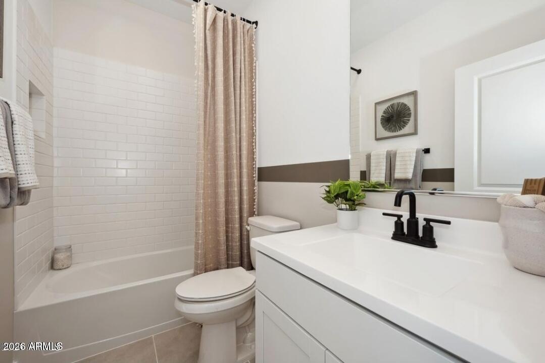 7964 West Sands Road Glendale, AZ 85303 - Photo 9 of 21 Screenshot_20260108_113214_Zillow