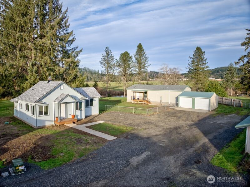 1365 Dolan Street Raymond, WA 98577 - Photo 5 of 26