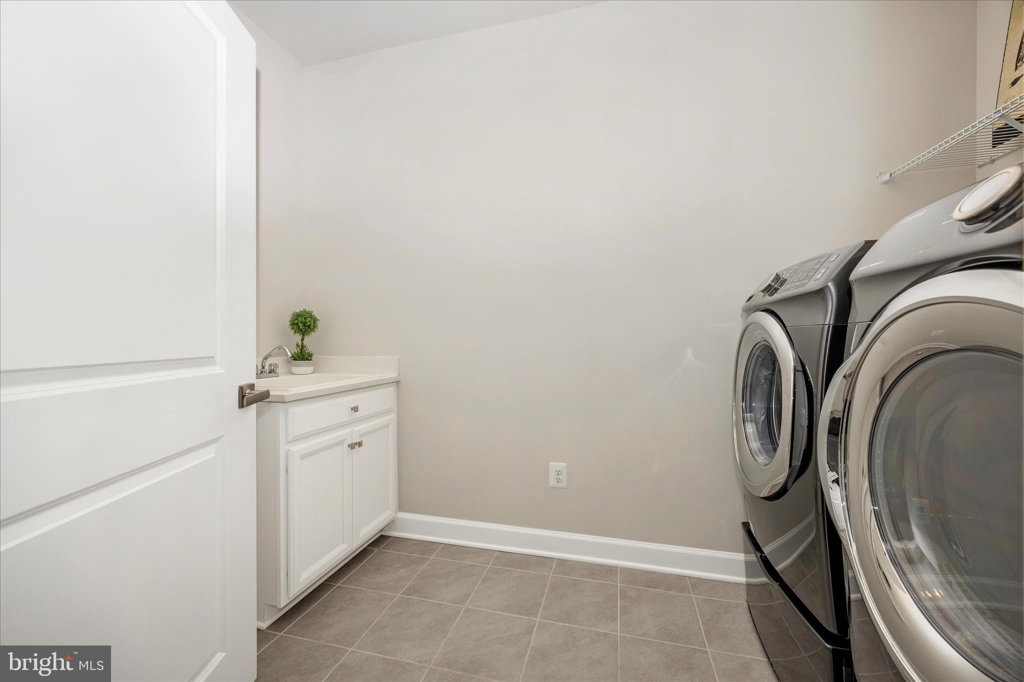 6035 Fallfish Court New Market, MD 21774 - Photo 41 of 90 Laundry Room