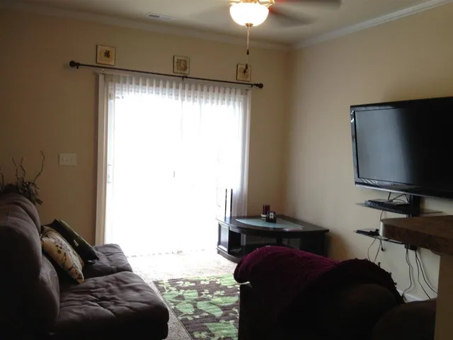 $1,300 | 310 Glenhaven Lane, Jacksonville, NC 28546