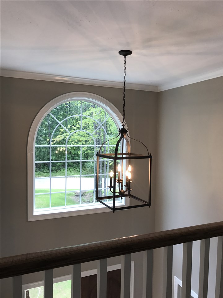 15 Wilson Road Londonderry, NH 03053 - Photo 7 of 13 Gallery Image 7