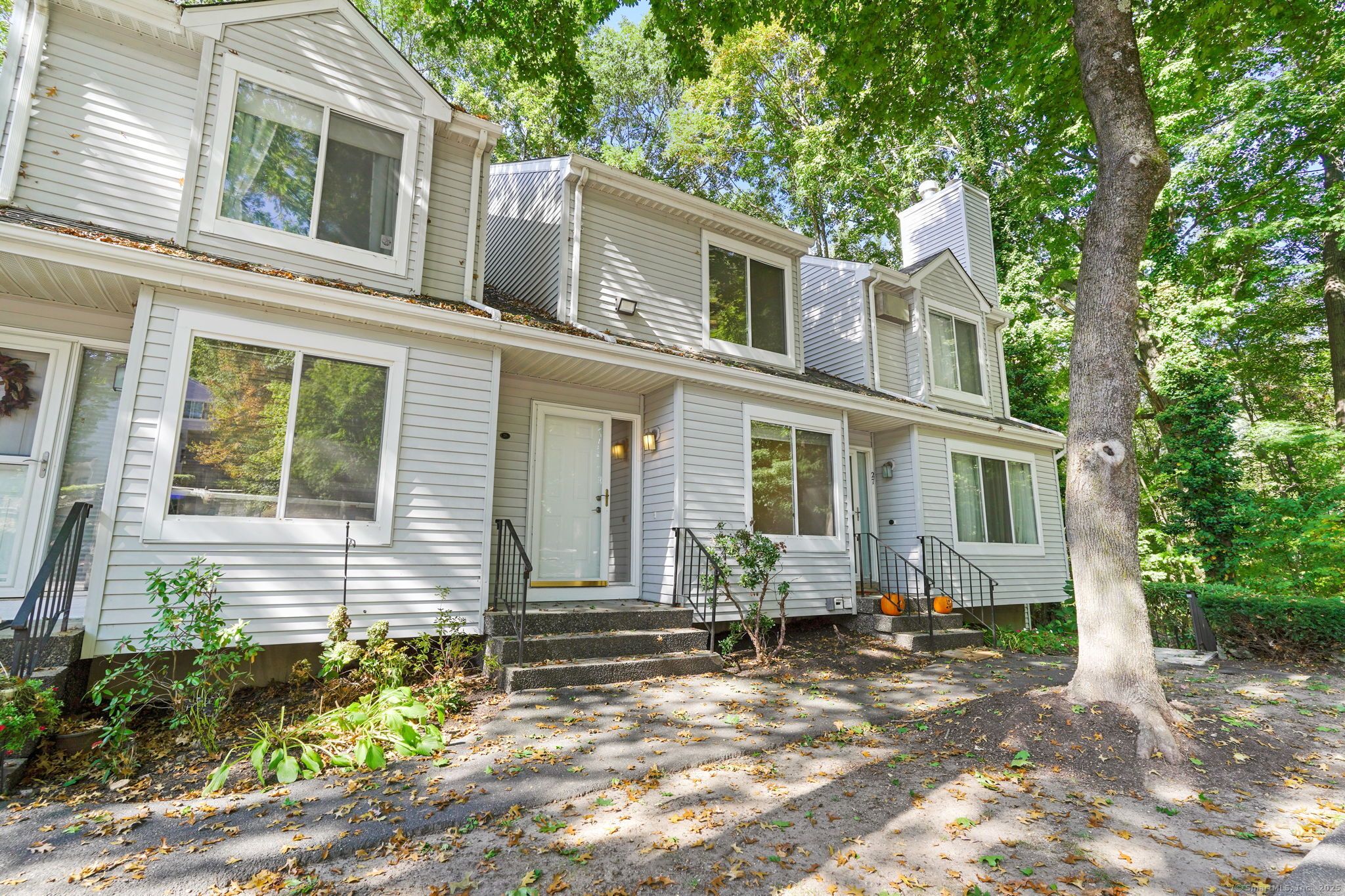 20 East Pembroke Road, Unit 28 Danbury, CT 06811 - Photo 19 of 27