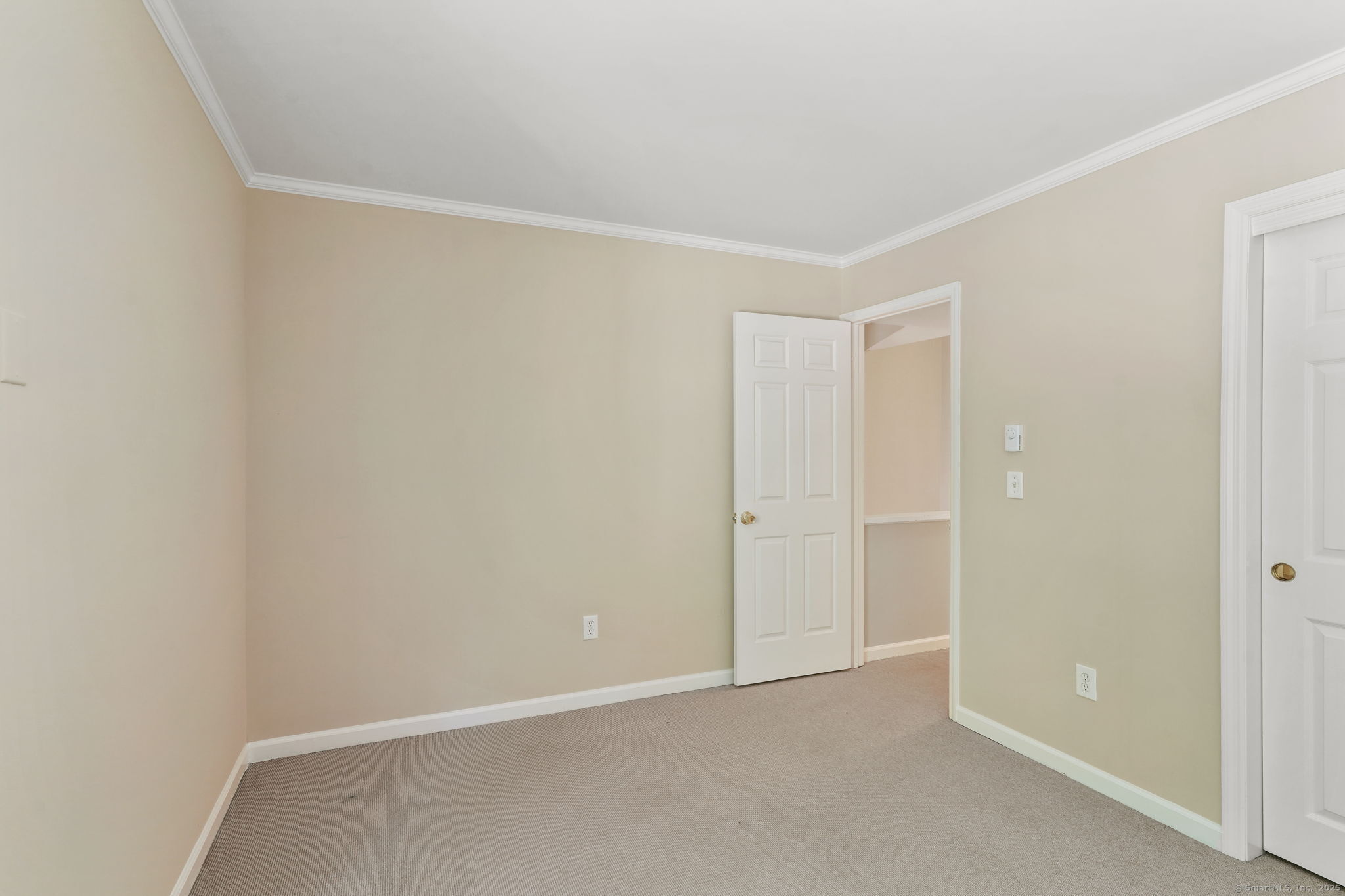 20 East Pembroke Road, Unit 28 Danbury, CT 06811 - Photo 22 of 27