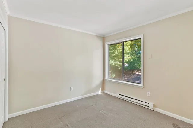 $2,700 | 20 East Pembroke Road, Unit 28, Danbury, CT 06811