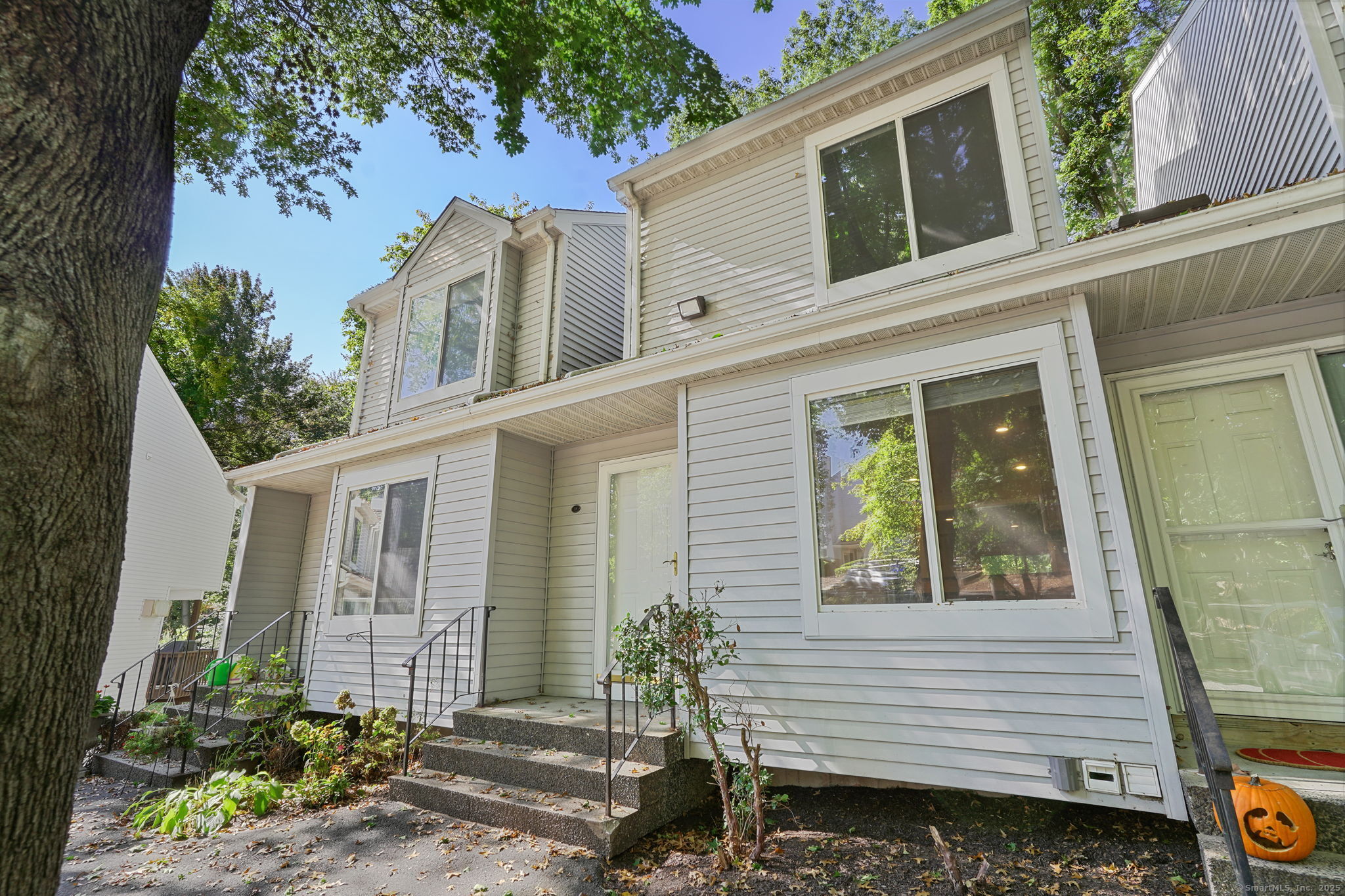 20 East Pembroke Road, Unit 28 Danbury, CT 06811 - Photo 27 of 27