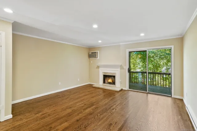 $2,700 | 20 East Pembroke Road, Unit 28, Danbury, CT 06811