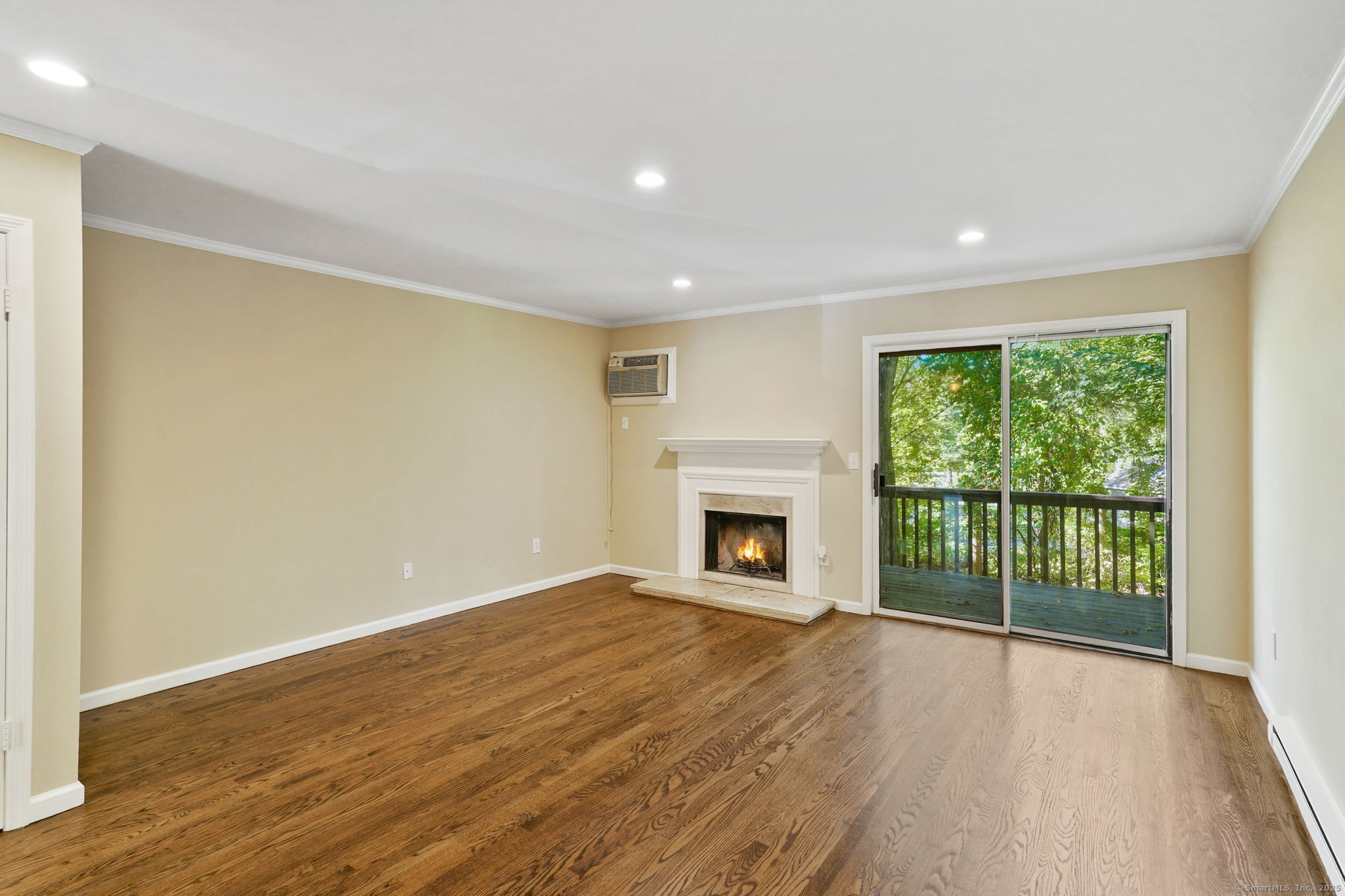 20 East Pembroke Road, Unit 28 Danbury, CT 06811 - Photo 5 of 27