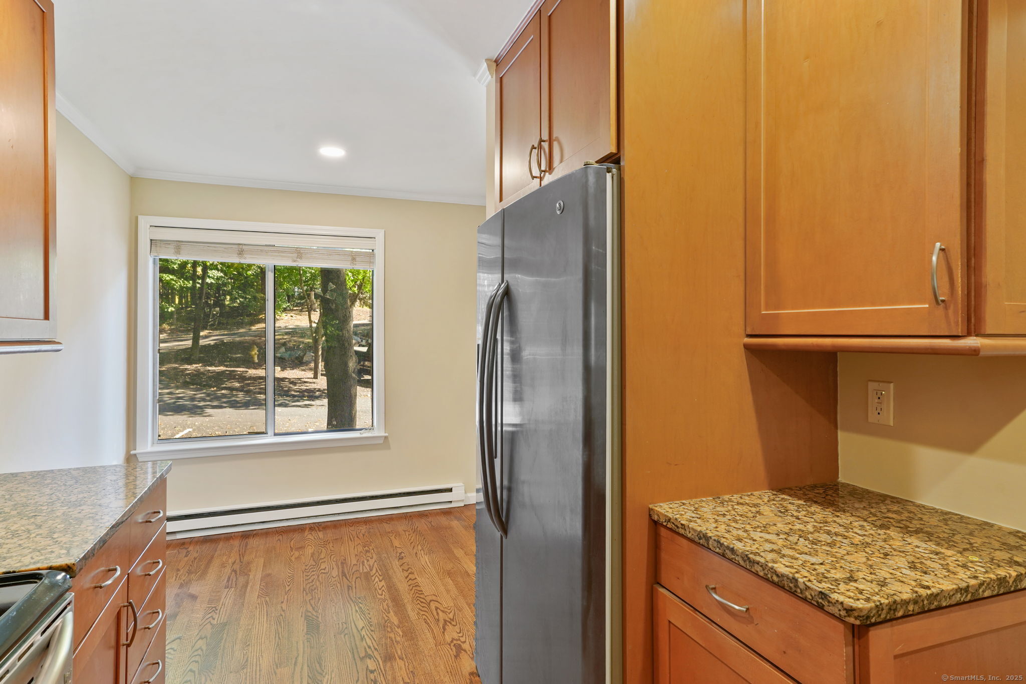 20 East Pembroke Road, Unit 28 Danbury, CT 06811 - Photo 6 of 27