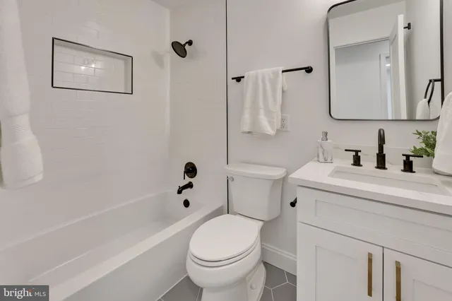 $2,700 | 14332 Belleville Avenue, Woodbridge, VA 22193