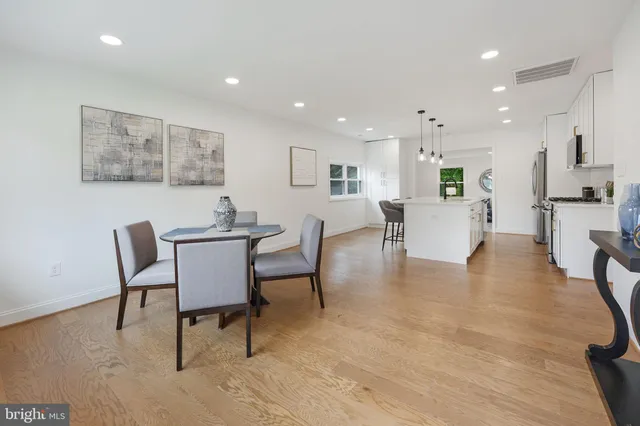 $2,700 | 14332 Belleville Avenue, Woodbridge, VA 22193