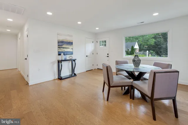 $2,700 | 14332 Belleville Avenue, Woodbridge, VA 22193