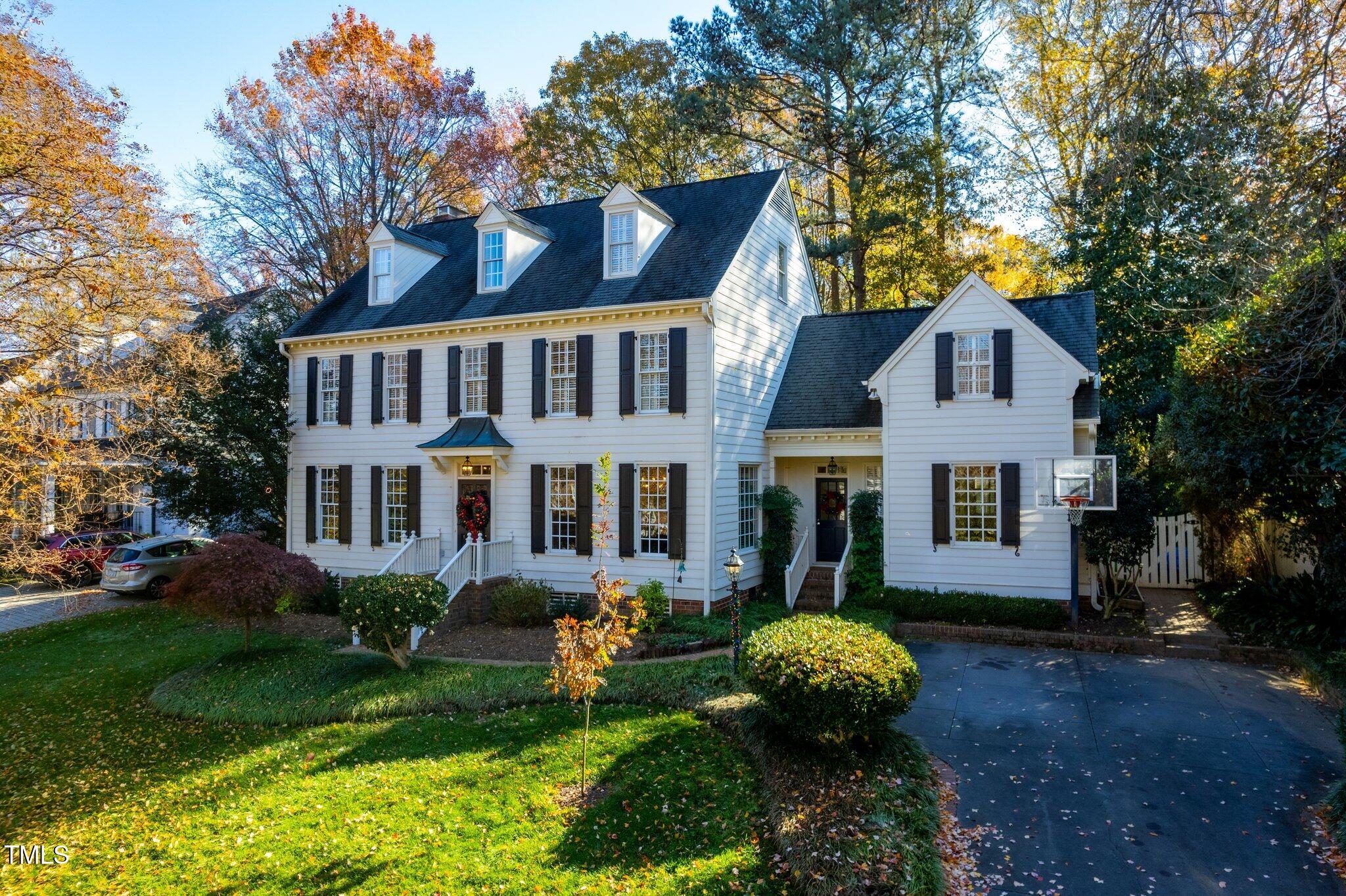 1408 Dogwood Lane Raleigh, NC 27607 - Photo 1 of 48 1408 Dogwood