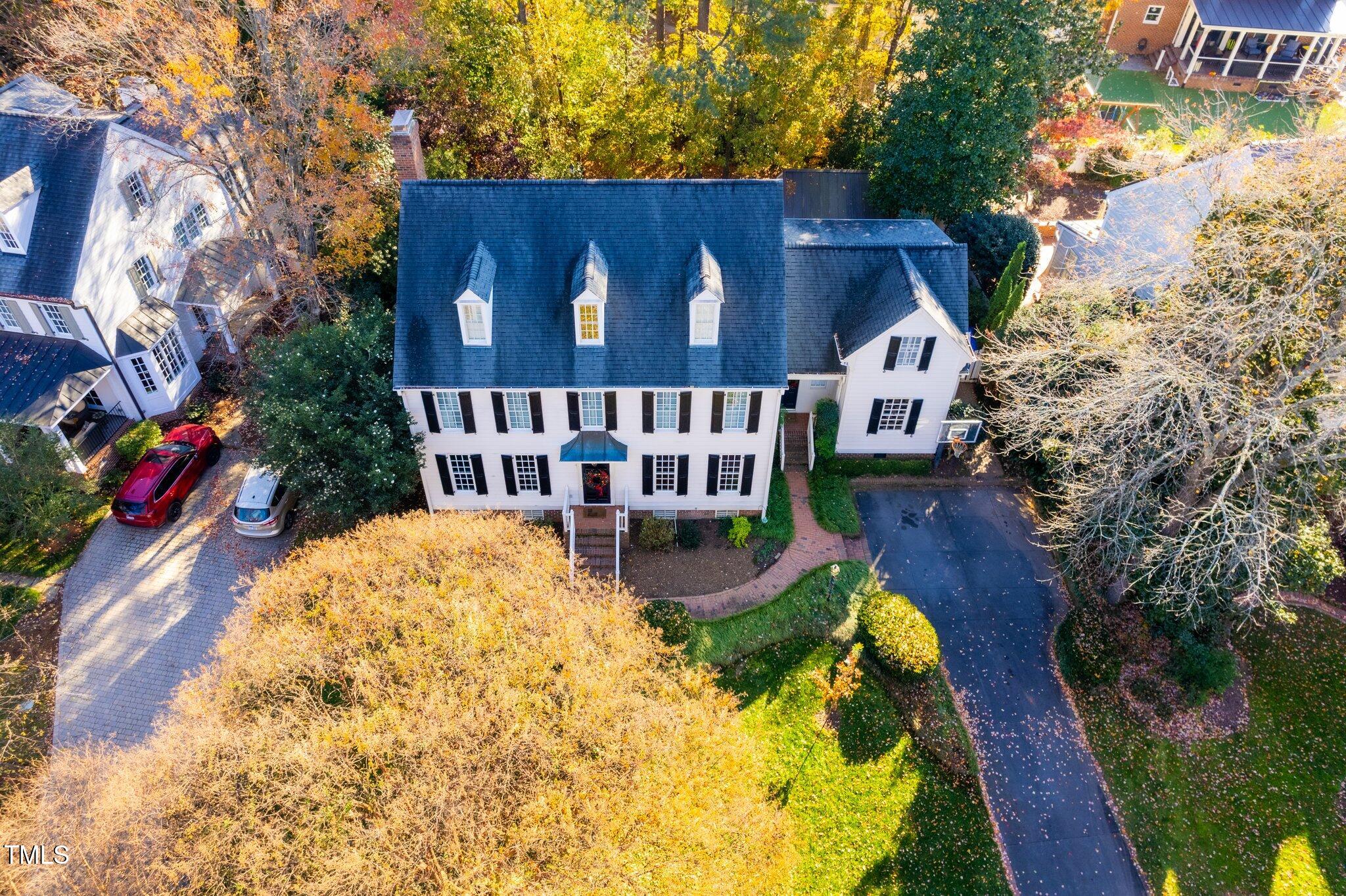1408 Dogwood Lane Raleigh, NC 27607 - Photo 3 of 48 1408 Dogwood