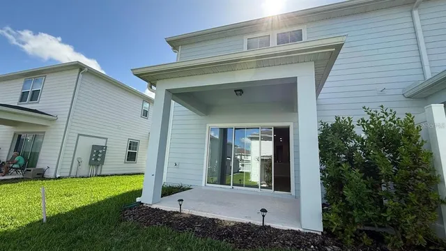 a view of outdoor space yard and front view of a house