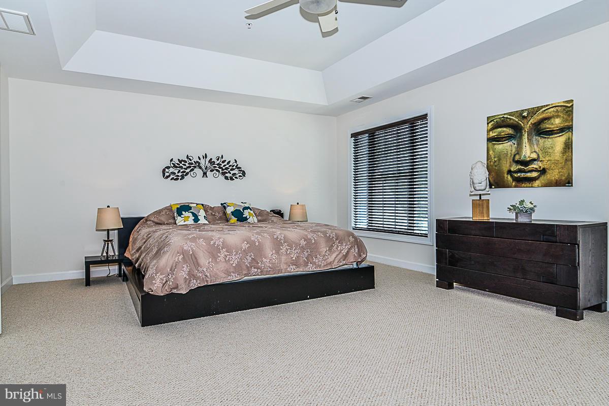 2016 Woodford Road Vienna, VA 22182 - Photo 15 of 28 Bedroom (Master)
