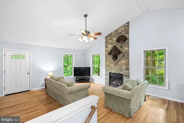 $375,000 | 806 Windy Way, Front Royal, VA 22630