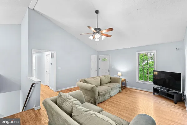 $375,000 | 806 Windy Way, Front Royal, VA 22630
