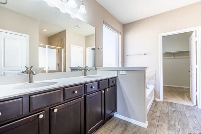 $2,800 | 27527 Paseo Mesa, Boerne, TX 78015