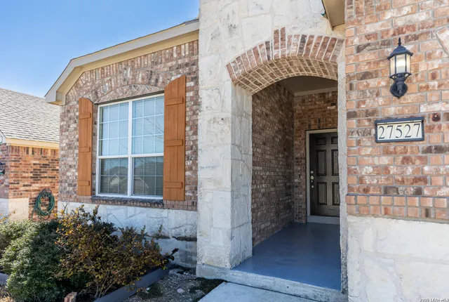 $2,800 | 27527 Paseo Mesa, Boerne, TX 78015