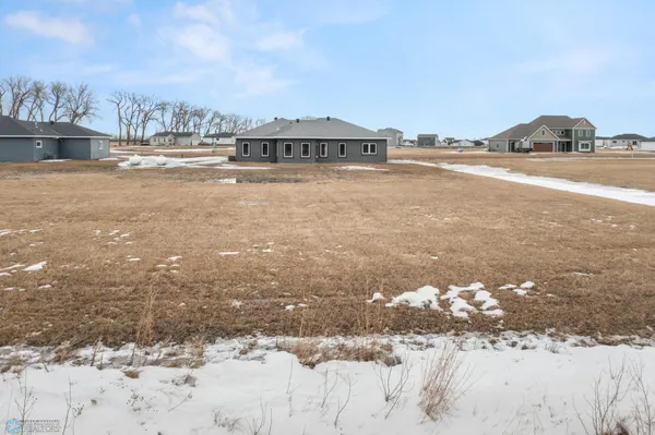 $445,000 | 707 Blaine Street South, Colfax, ND 58018