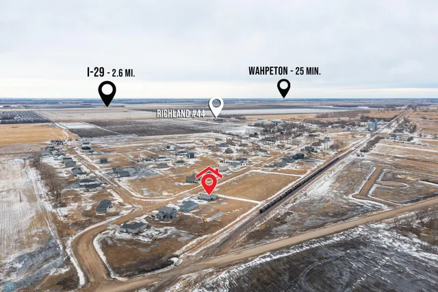 $445,000 | 707 Blaine Street South, Colfax, ND 58018