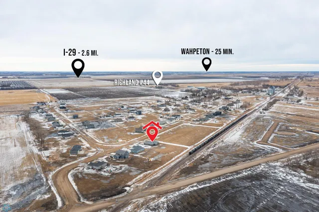 $445,000 | 707 Blaine Street South, Colfax, ND 58018