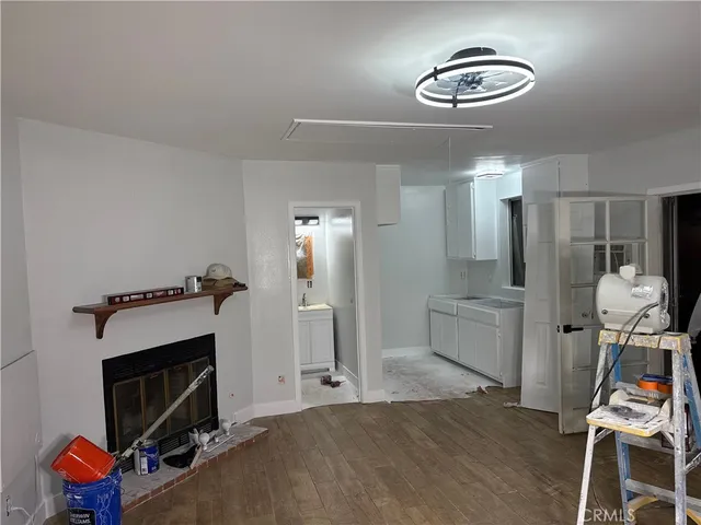 $1,300 | 3049 Mulberry Street, Riverside, CA 92501