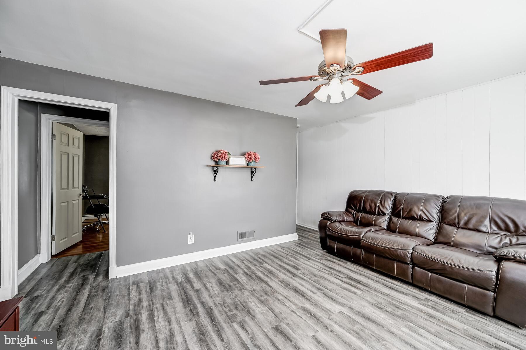 Fresh paint and new flooring!!