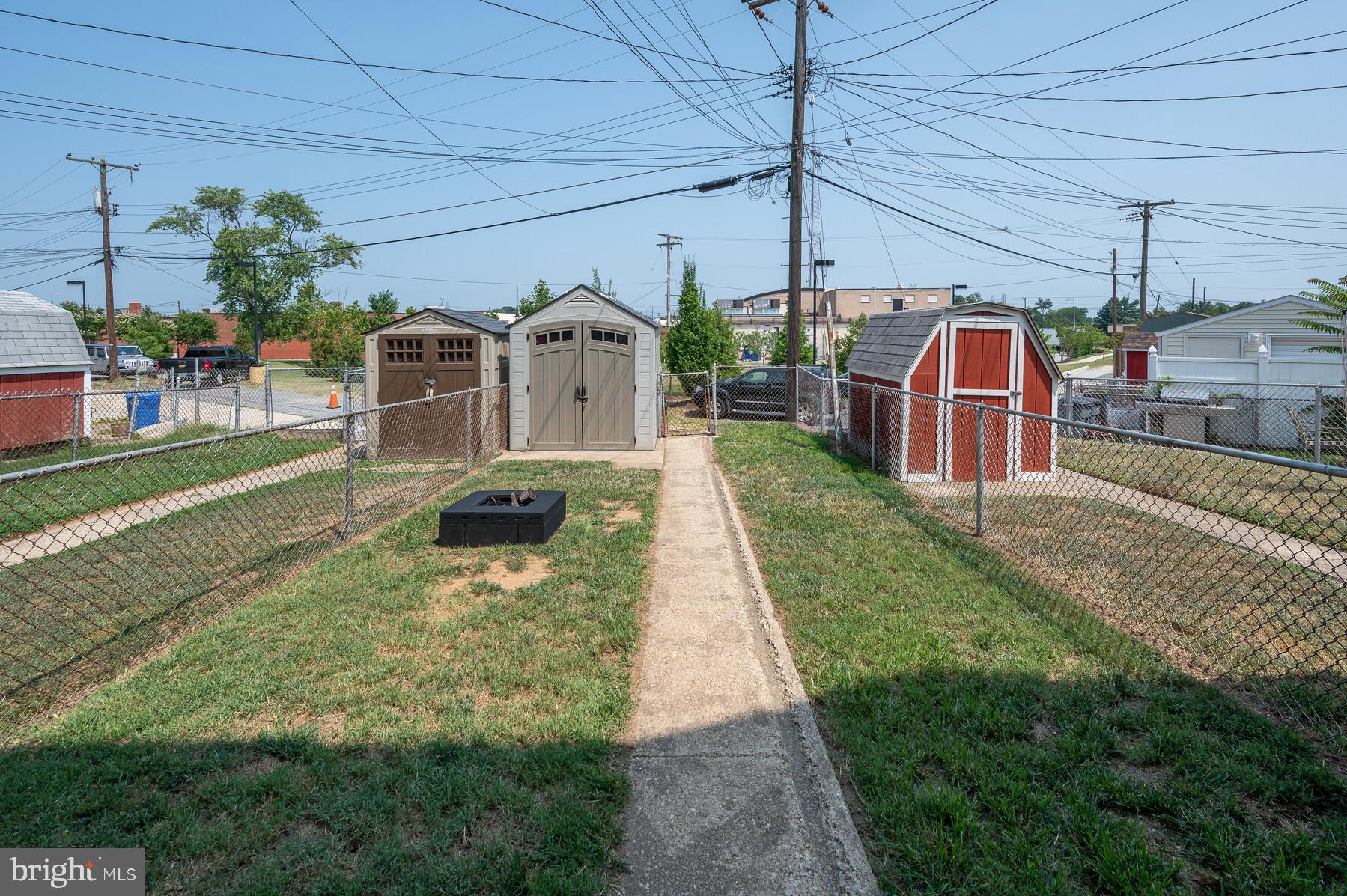 1933 Searles Road Baltimore, MD 21222 - Photo 9 of 18 LARGE backyard