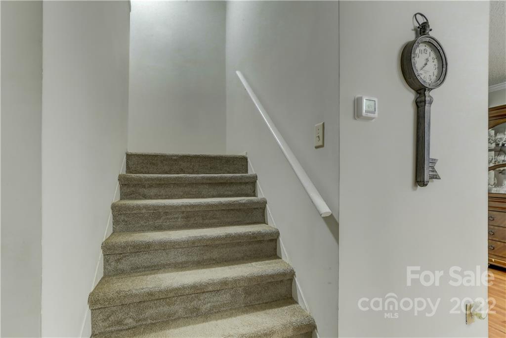 8216 Pine Oak Road Waxhaw, NC 28173 - Photo 22 of 39 a view of entryway